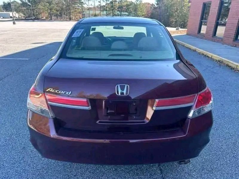 2012 Honda - Image 6