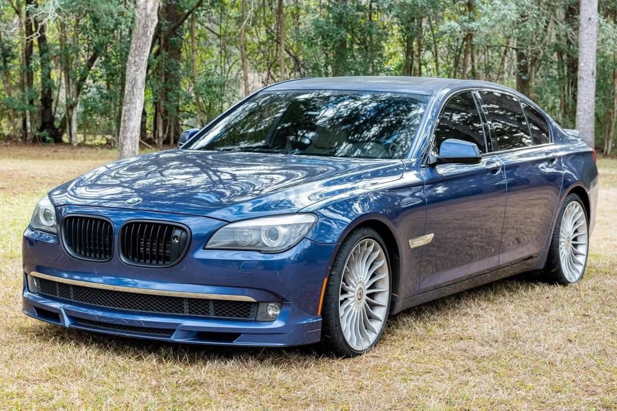 2011 BMW Alpine 87